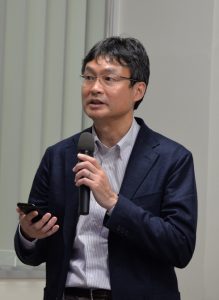 and Professor Azuma (right)
