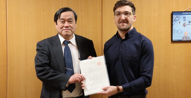 Sergey Nikolaev博士が特任助教として科学技術創成研究院に着任しました