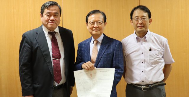 Jin-Ho Choy博士が特任教授として科学技術創成研究院に着任しました。